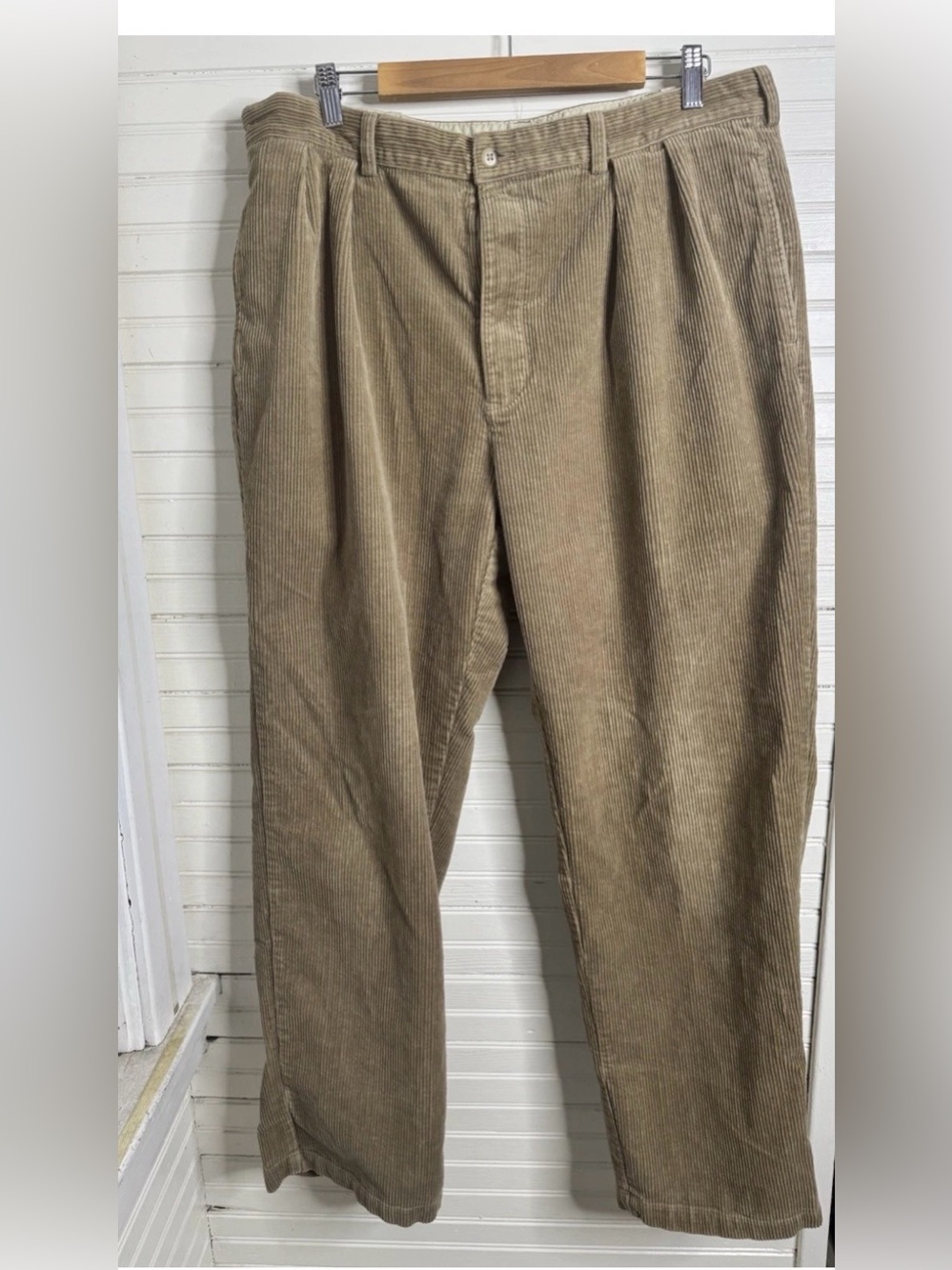 Polo by Ralph Lauren Men's Khaki Corduroy Pleated Pants - 38x32